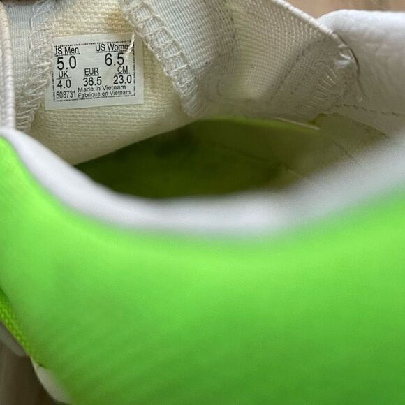 Vans Classic Slip On Canvas Shoes Neon Green Gecko Unisex Women’s 6.5/Men’s 5 - Picture 4 of 7